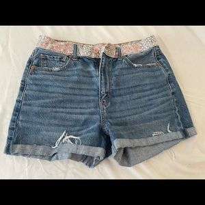 AEO- Denim mom short